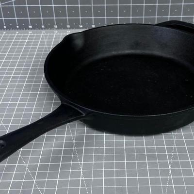 Cast Iron Skillet 