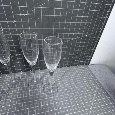 4 Crystal Long Stem Wine Glasses
