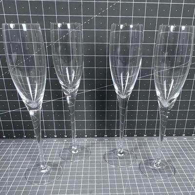 4 Crystal Long Stem Wine Glasses