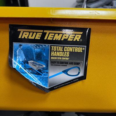 True Temper WHEEL BARROW Yellow