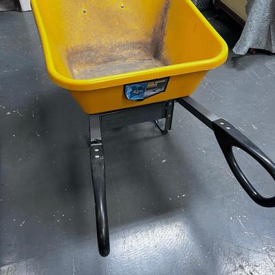 True Temper WHEEL BARROW Yellow
