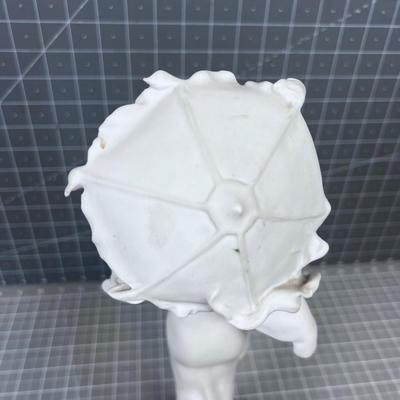 Beautiful GIUSEPPE ARMANI Statue Lady with Umbrella 