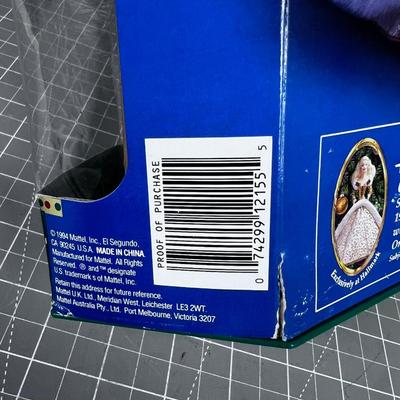 Collectible: BARBIE in the Box - Happy Holidays! 