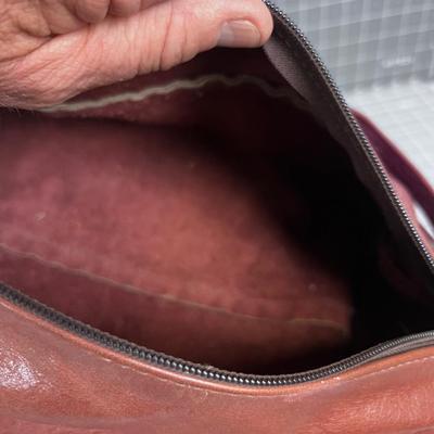 SINIKKA Leather Travel Bag