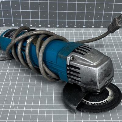 Makita Angel Grinder 