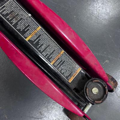 Hydraulic Floor Jack - POWER BUILT 