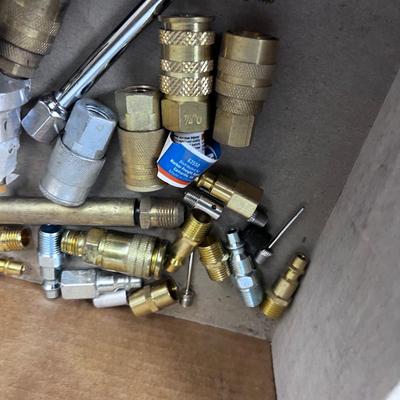 Quick Connects and other Air Hose Accessories 