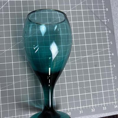10 Gold Rimmed GREEN Glass Goblet