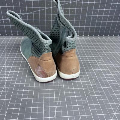 EMU From Australia Turquoise Color EUR Size 38.5 