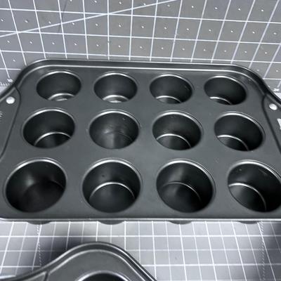 Norpro Muffin Pans (3) Or Pastry Pan 