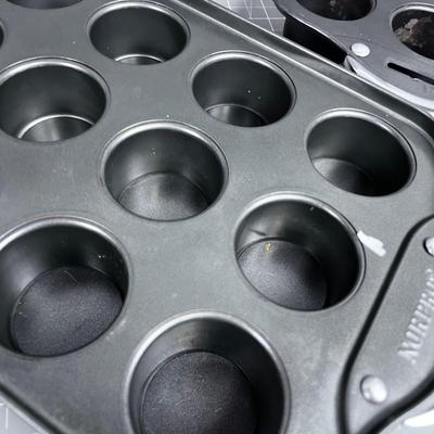 Norpro Muffin Pans (3) Or Pastry Pan 