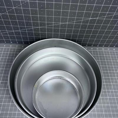 3 Piece WILTON Wedding Cake Pan