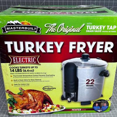 Turkey Fryer Electric 22 Quart NEW in the BOX