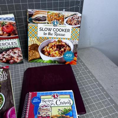 Pile O Cook BOOKS