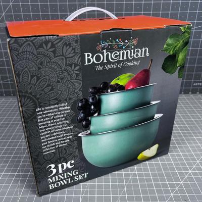 3 Piece Mixing Bowl Turquoise BRAND NEW IN THE BOX
