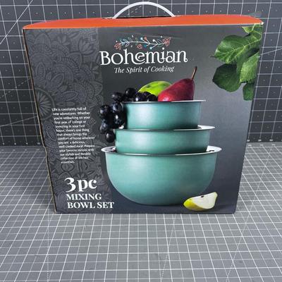 3 Piece Mixing Bowl Turquoise BRAND NEW IN THE BOX