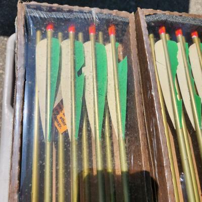 Vintage 1911 Bear Metric Hunter Arrows sealed packages