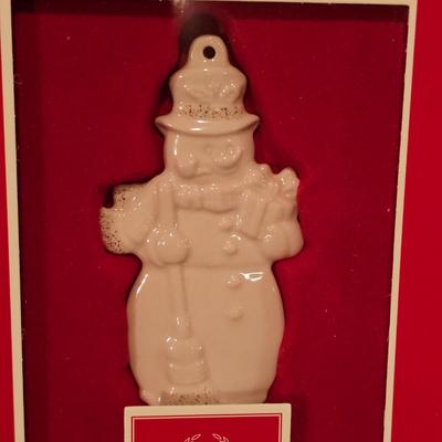 Lenox Porcelain Christmas Ornaments (BDF-JS)