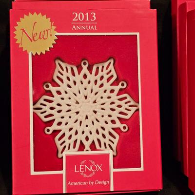 Lenox Porcelain Christmas Ornaments (BDF-JS)