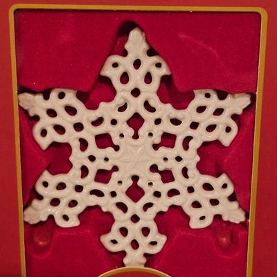 Lenox Porcelain Christmas Ornaments (BDF-JS)