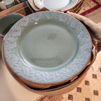 Val Do Sol Portugal Plates Bowls Cups with storage bags