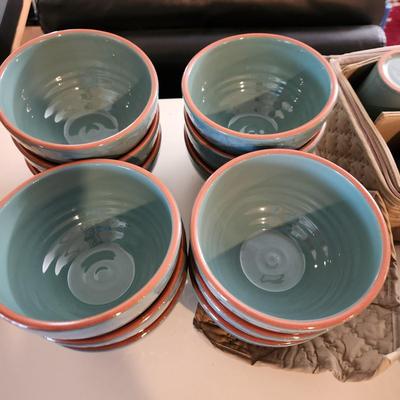 Val Do Sol Portugal Plates Bowls Cups with storage bags