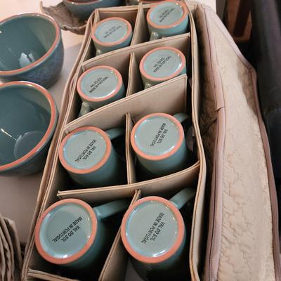 Val Do Sol Portugal Plates Bowls Cups with storage bags