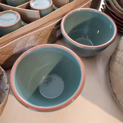 Val Do Sol Portugal Plates Bowls Cups with storage bags