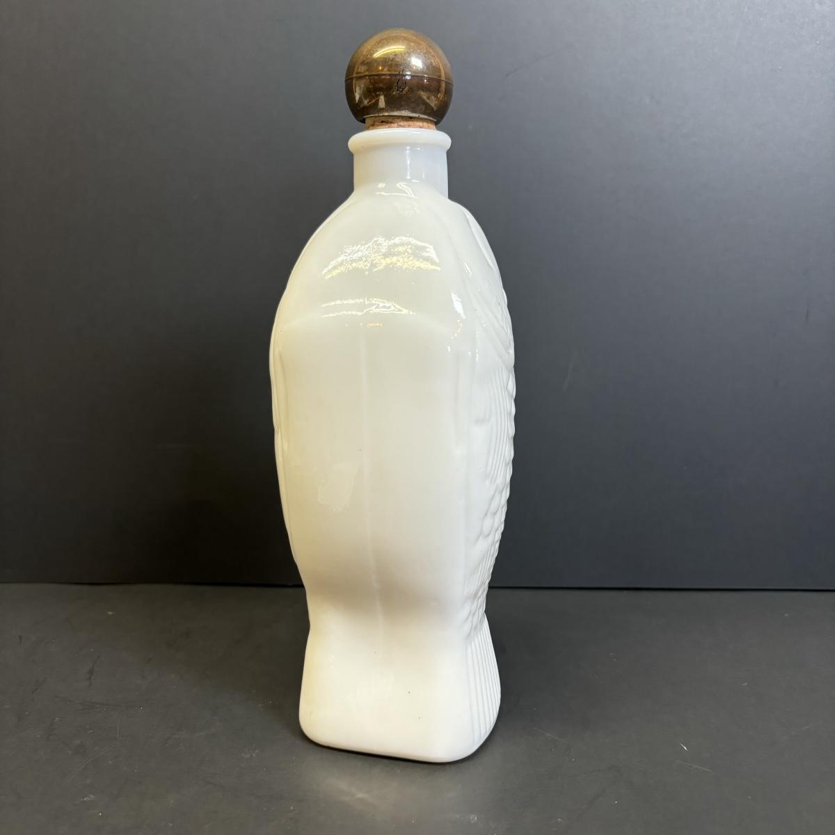 LOT 182 Handcrafted Copper Ice Bucket w/Pyrex Liner, Westmoreland Milk