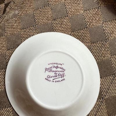 Dinner ware