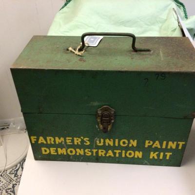 Farmers Union Paint Demonstration Kit Metal Box