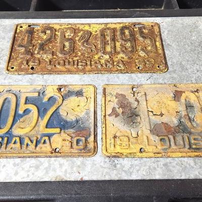 Lot #122 Lot of 3 Antique Louisiana Car License plates - 2 from 1950, 1 from 1949