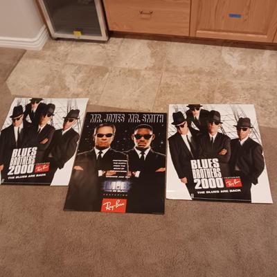 POSTERS ADVERTISING RAY-BAN SUNGLASSES