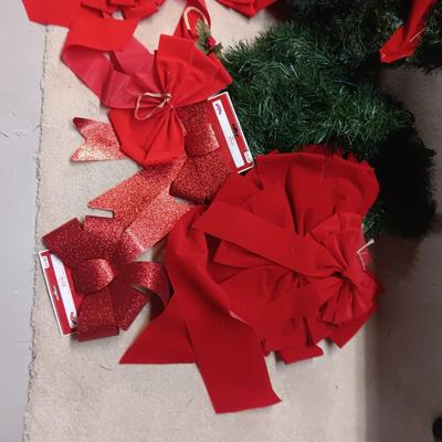 3 CHRISTMAS WREATHS, FAUX GARLAND AND MANY FELT BOWS