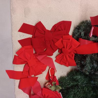 3 CHRISTMAS WREATHS, FAUX GARLAND AND MANY FELT BOWS