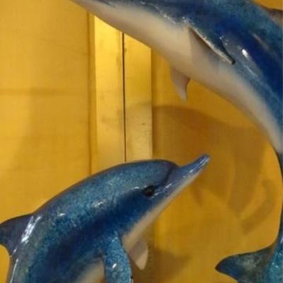 LOT 149: LARGE PATINATED BRONZE DOLPHIN SCULPTURE, 2 LEAPING DOLPHINS