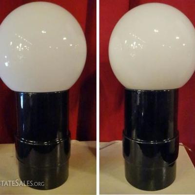 LOT 58A: PAIR 1970'S MODERN DESIGN LAMPS, WHITE GLASS BALL SHADES