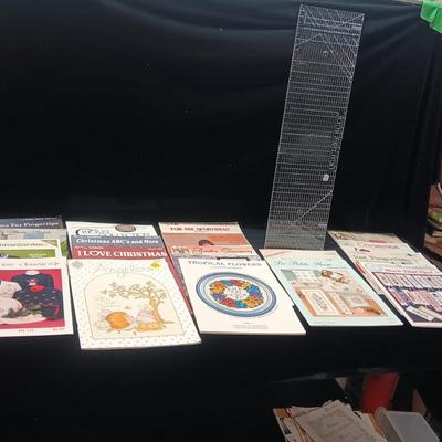 QUILTER'S RULE PLUS MANY CRAFT/PATTERN BOOKS