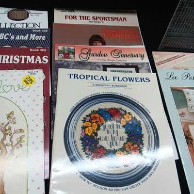 QUILTER'S RULE PLUS MANY CRAFT/PATTERN BOOKS