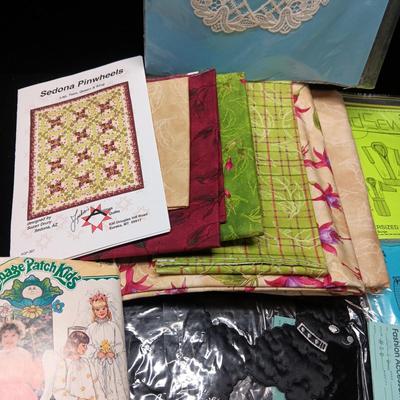 MATERIAL AND INSTRUCTIONS FOR SEDONA PINWHEEL QUILT PLUS SEWING PATTERNS