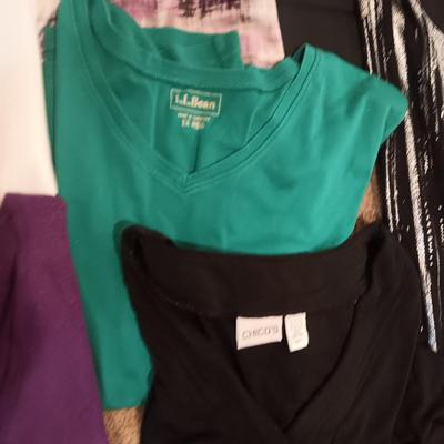 MOSTLY CHICOS 3/16 LADIES SHIRTS, VEST, BATHROBE PLUS CAPRIS