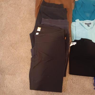 XL - XXL LADIES SHIRTS, CAPRIS AND VEST PLUS SOCKS