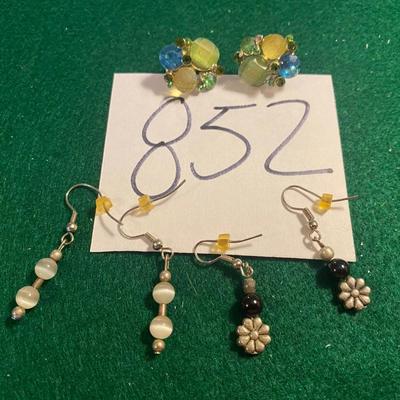 Pierced Earrings