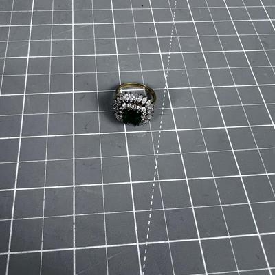 Seem to be an Emerald Ring but not Guaranteed 