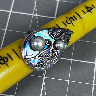 MERAVE Pearl and Abalone 925 Ring