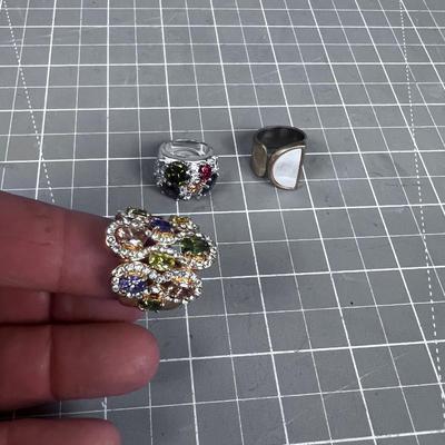 (3) Costume Rings 