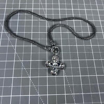 Marked 925 Thailand. Silver and Marqusite 
