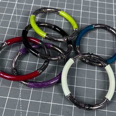 Morli (6) Colored Bangle Bracelet 