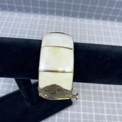 Carve Bone & Brass Bangel Bracelet