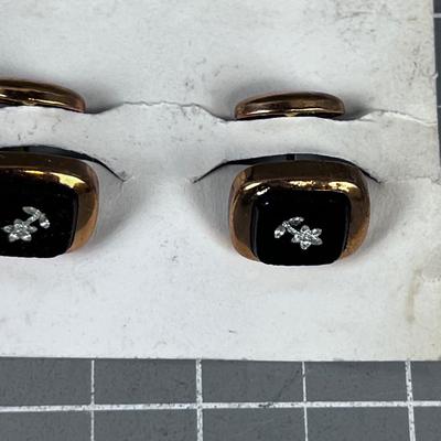 Cuff Link Gold Tone Possible Masonic? 
